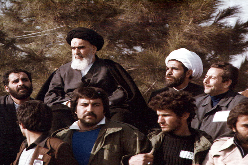 يوميات الثورة الإسلامية في ايران (1)